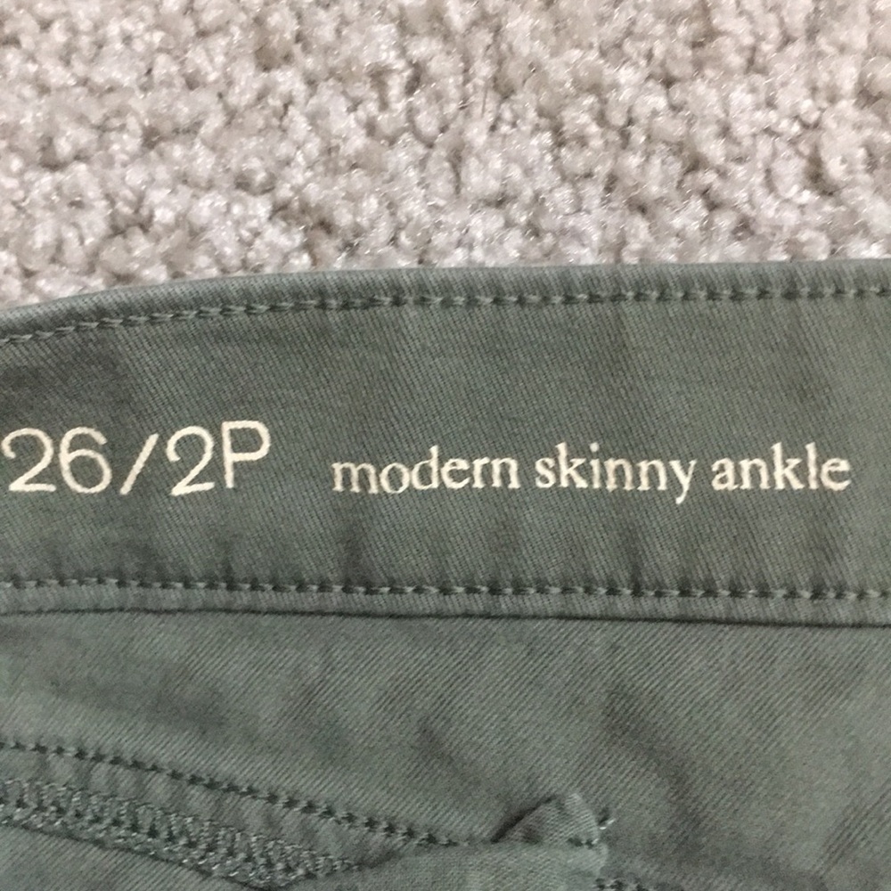 Loft Olive Straight Leg Petite Pants - Picture 2 of 4